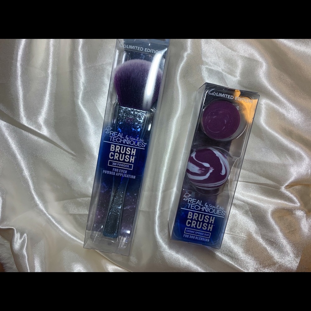 real techniques cosmic brush and sponge set